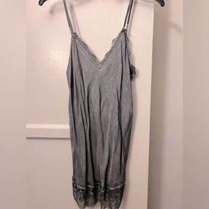 2000’s Lace Bottom Slip Tank S/M